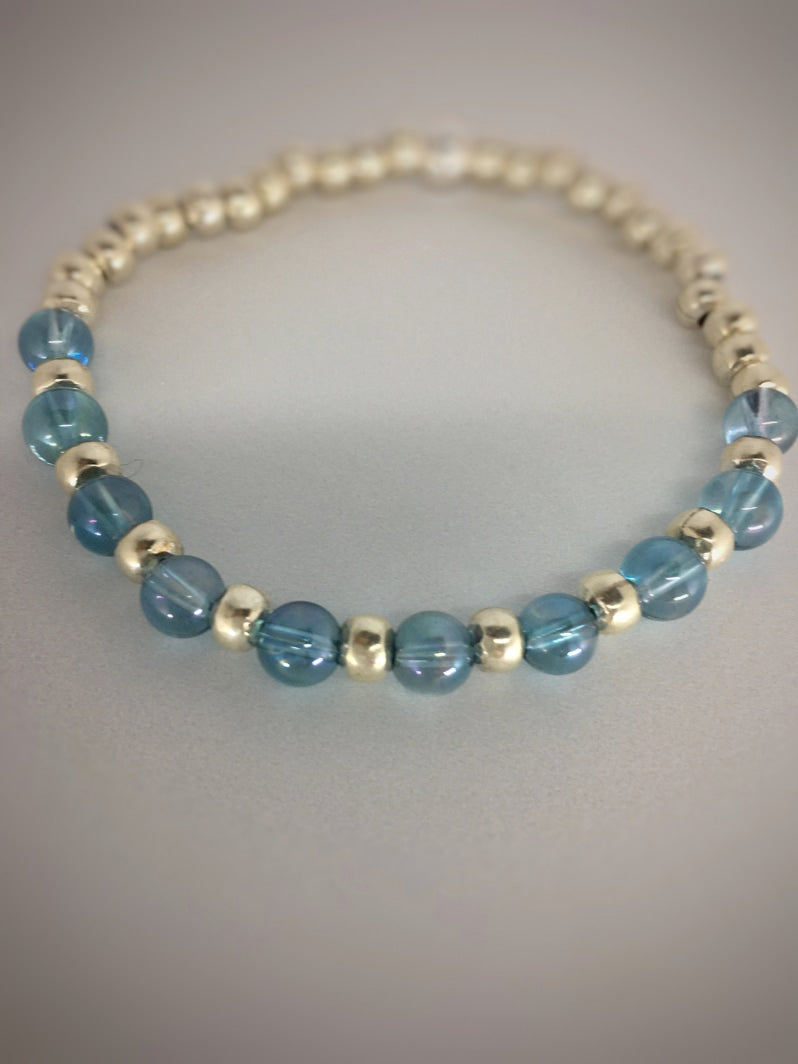 A144 - Aqua Aura mit Hill Tribe Silber