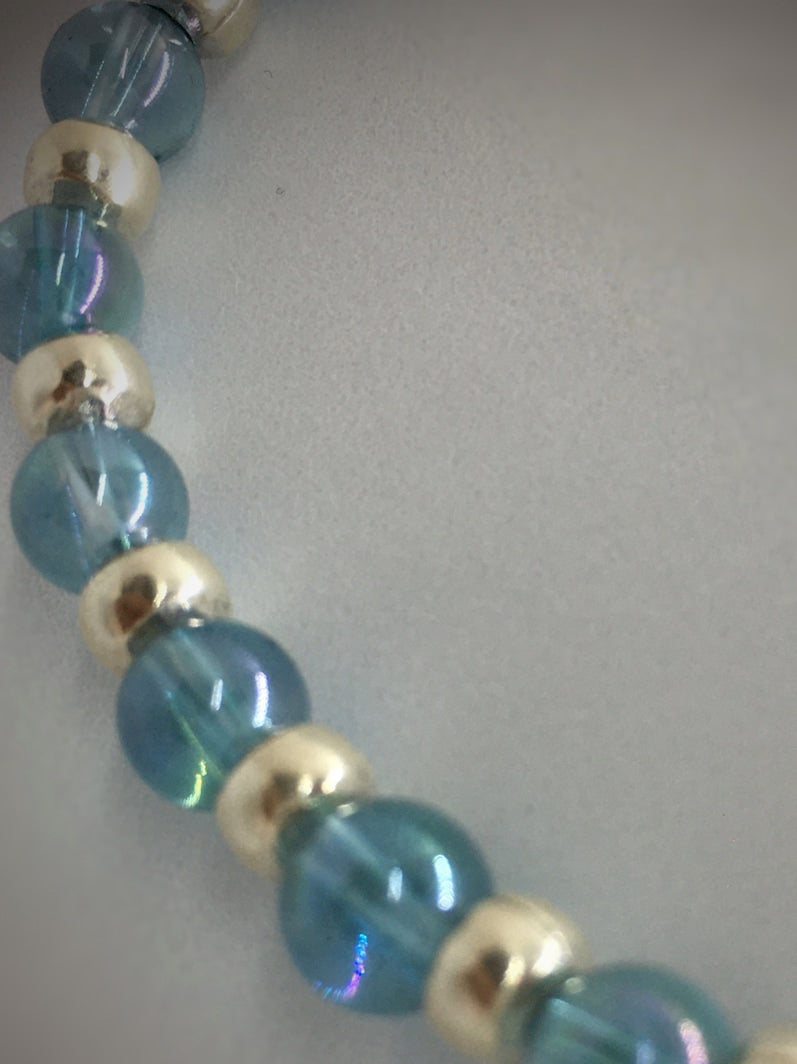 A144 - Aqua Aura mit Hill Tribe Silber