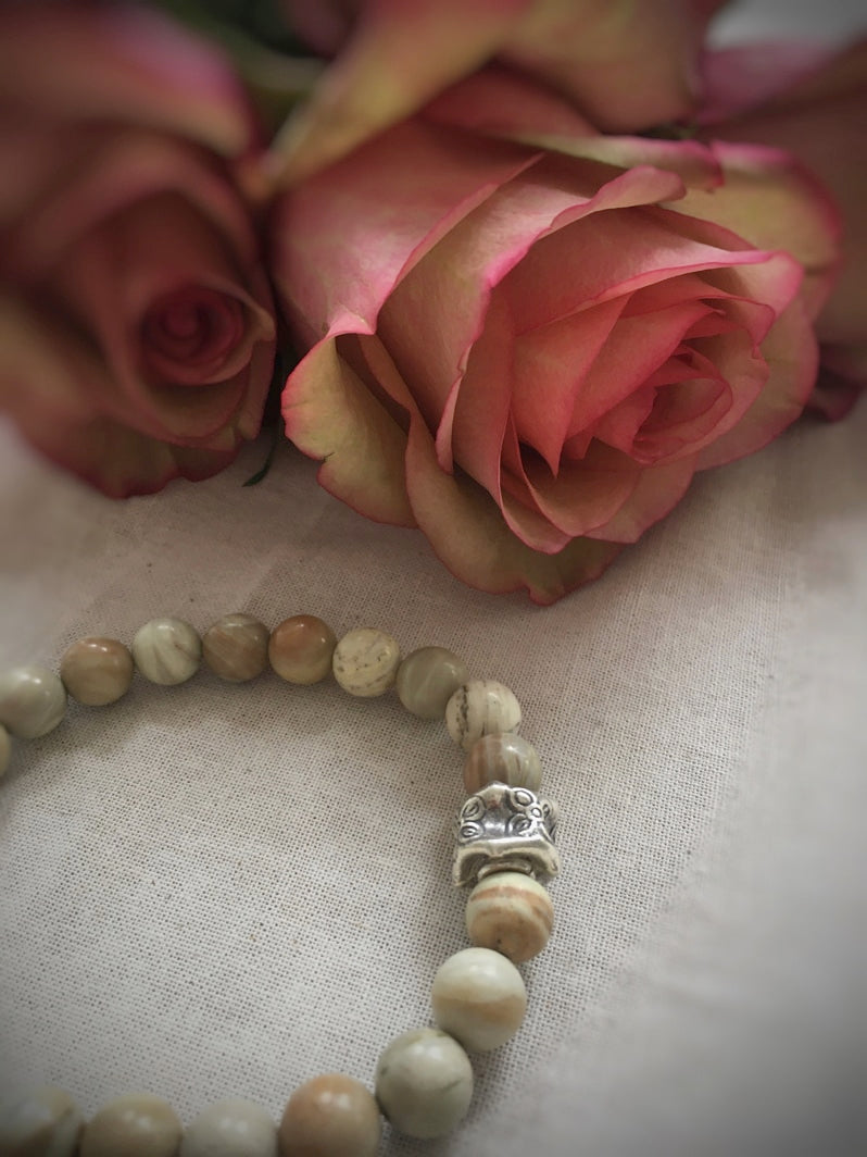 A164 - Butter Jade mit Hill Tribe Silber