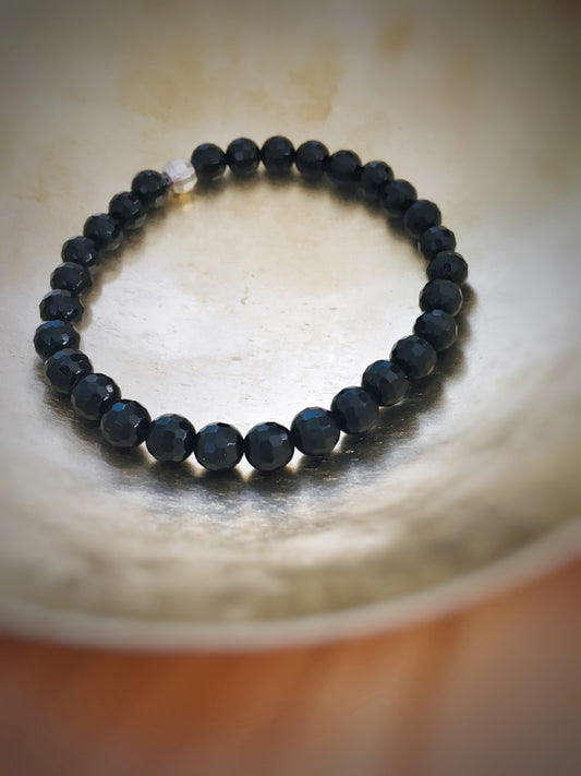 A209 - Facettierter Onyx