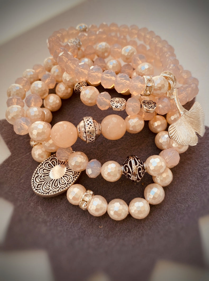 A363 - Muschelperle und Kristallglas