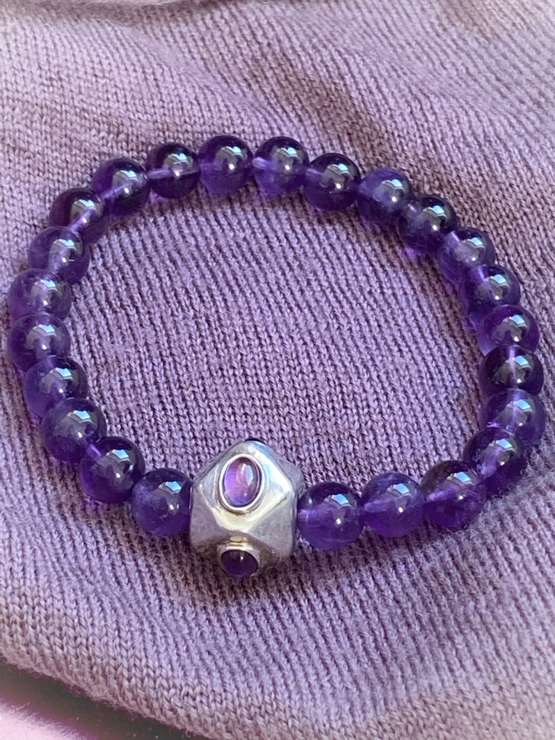 A722 - Amethyst 1