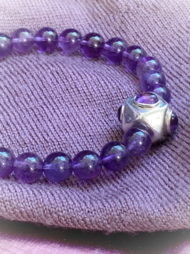 A722 - Amethyst 1