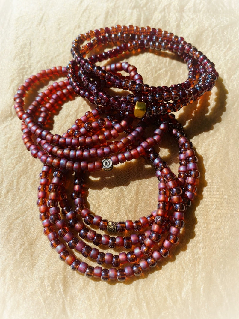 A751 - Wickelarmband Maroon Vibes 1