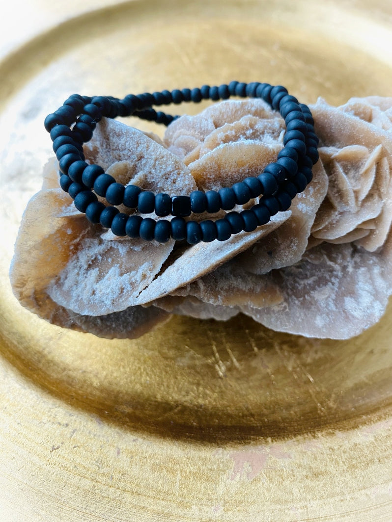 A872 - Wickelarmband Black Matte