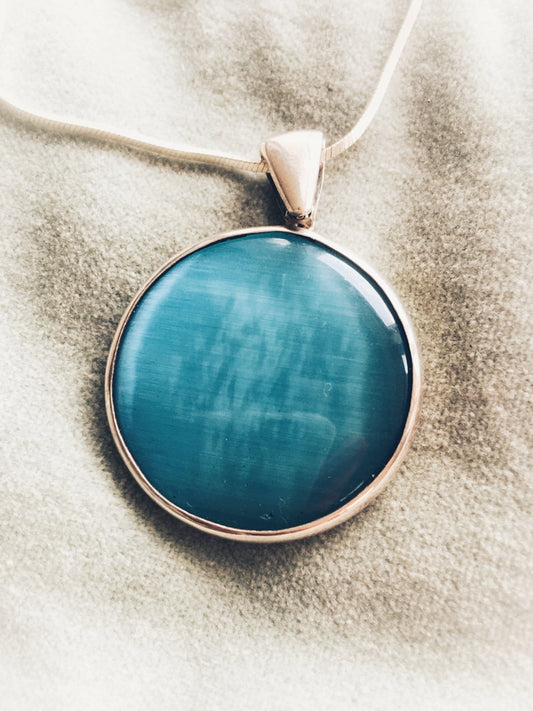 K074 - Blauer Quarz in Silber