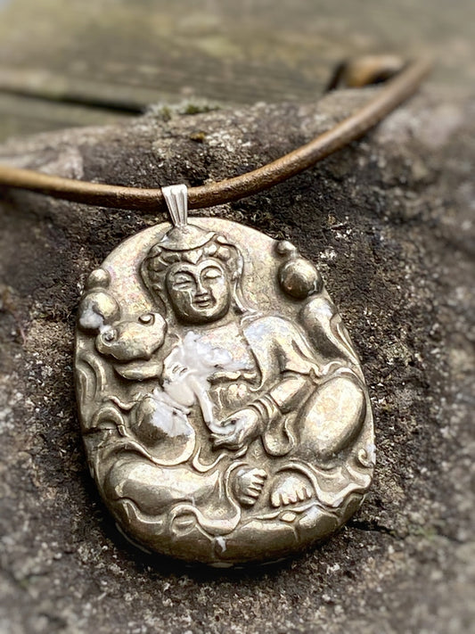 K148 - Buddha aus Pyrit
