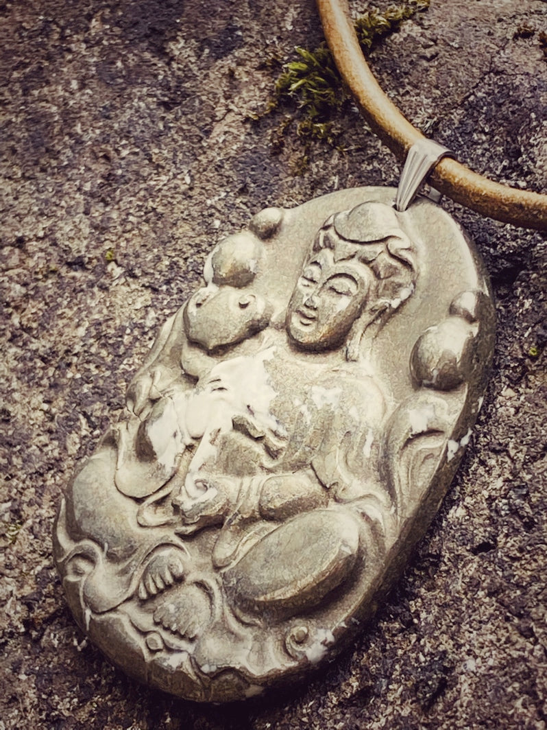 K148 - Buddha aus Pyrit