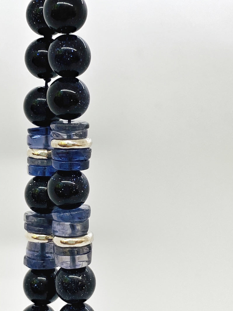 M102 – Blue Velvet