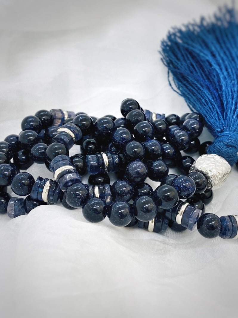 M102 – Blue Velvet