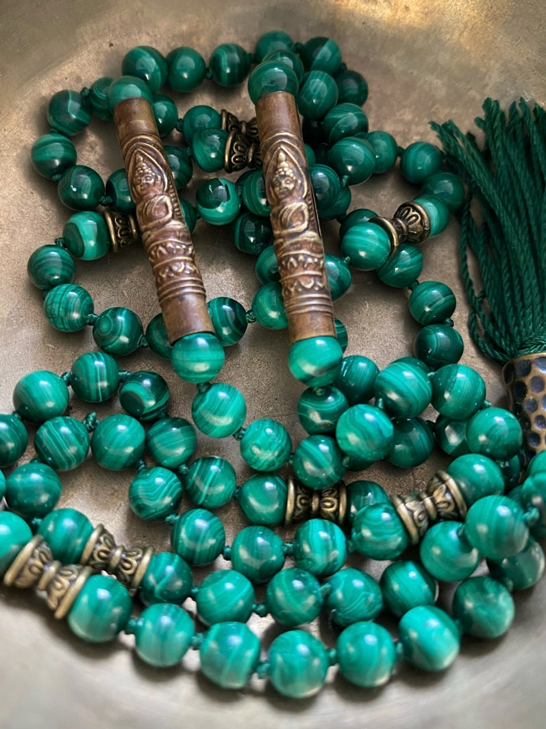 M111 - Anahata Buddha