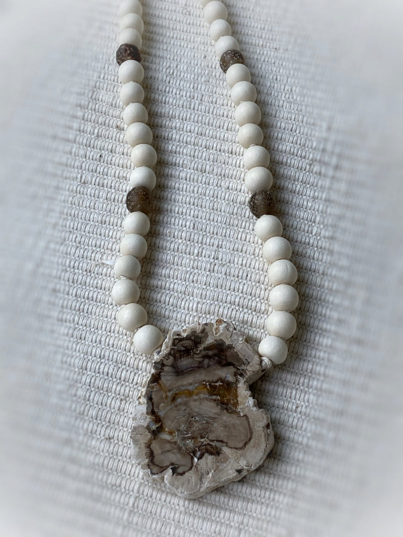 M119 - White Wood