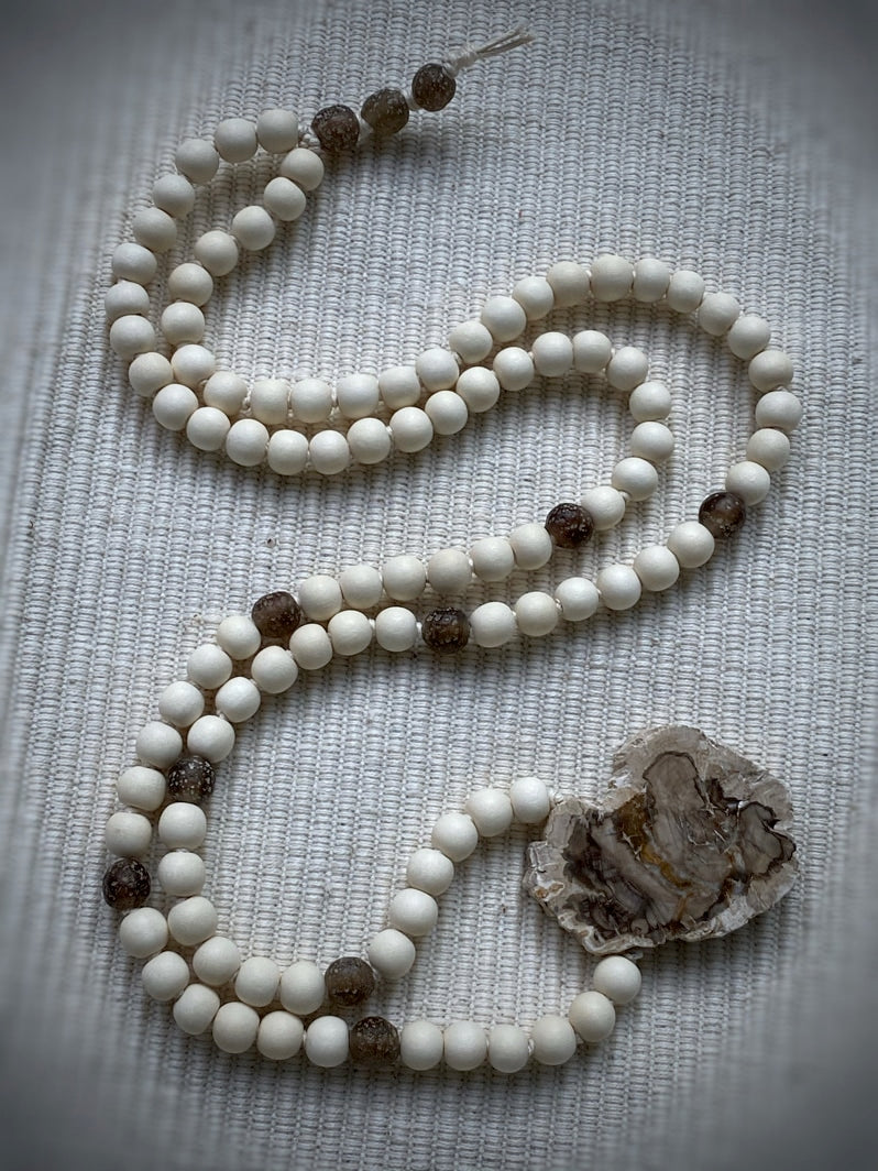 M119 - White Wood