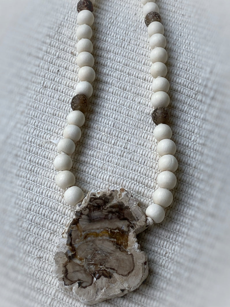 M119 - White Wood
