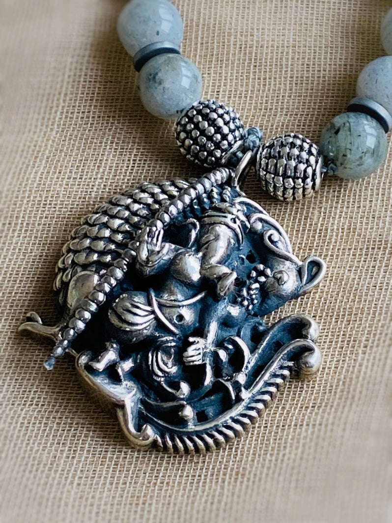 M154 – Holy Ganesha