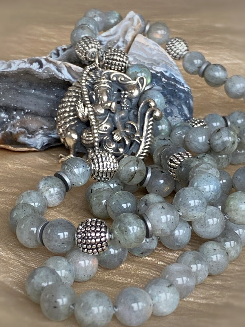 M154 – Holy Ganesha