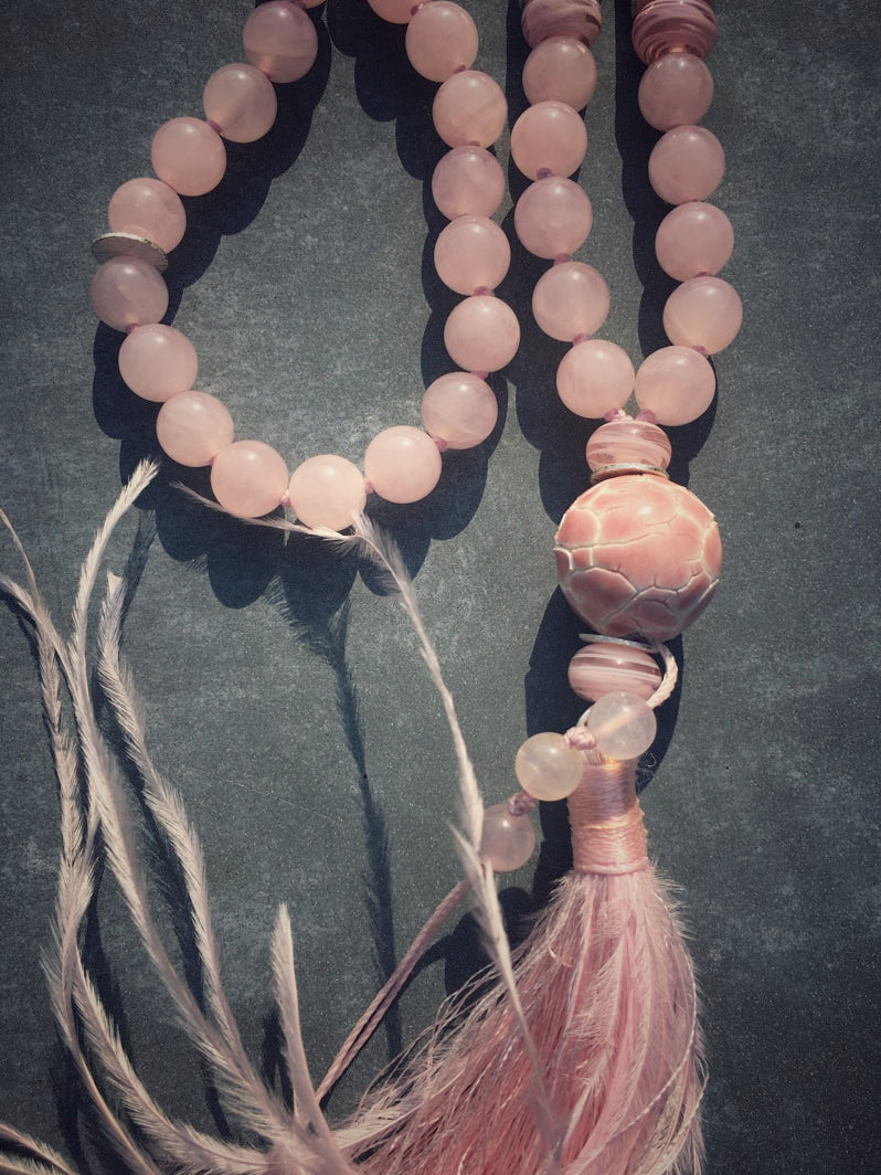 M083 - Pretty in Pink