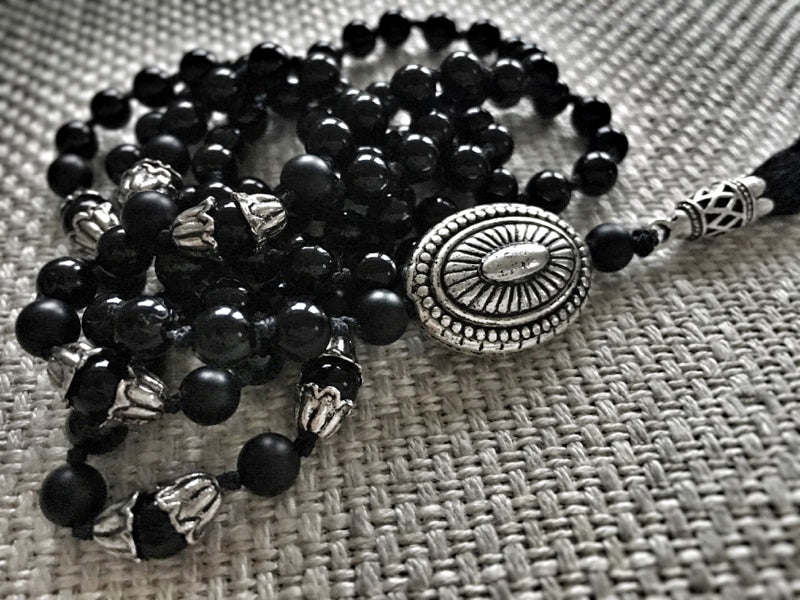 M022 - Black Beauty