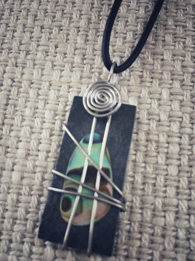 Z051 - Wirework mit Muschel