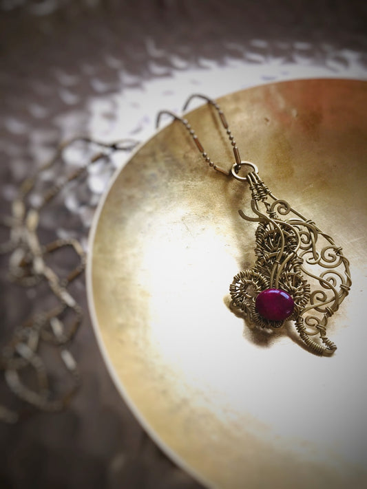 Z073 - Boho-Kette mit Rubin