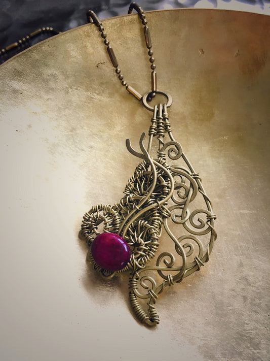 Z073 - Boho-Kette mit Rubin
