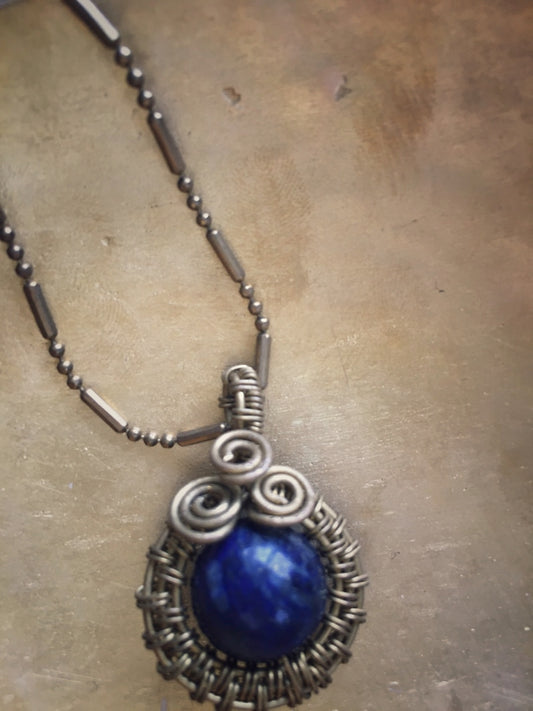 Z074 - Boho-Kette mit Sodalith-Perle