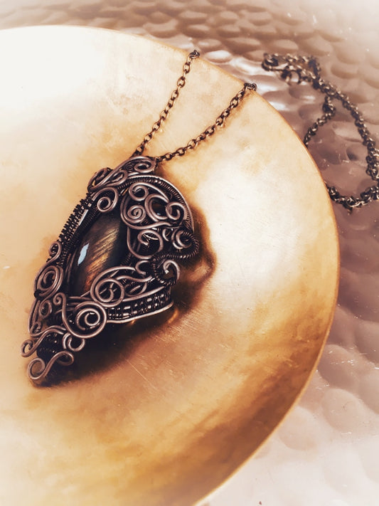 Z081 - Rutilquarz in Wirework