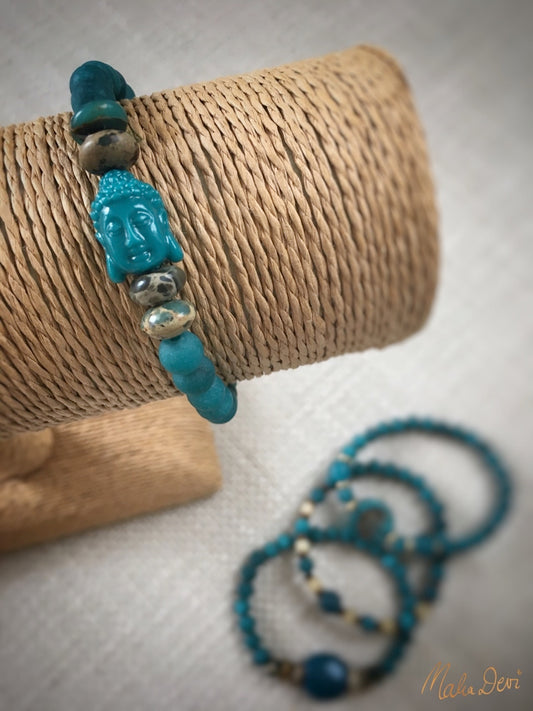 A109 - Teal Jade mit Buddha