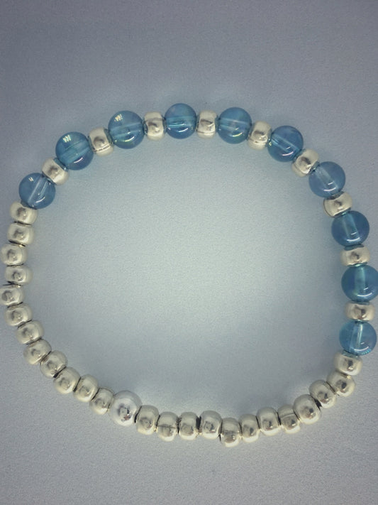 A144 - Aqua Aura mit Hill Tribe Silber