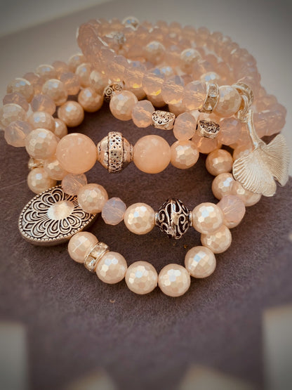 A363 - Muschelperle und Kristallglas