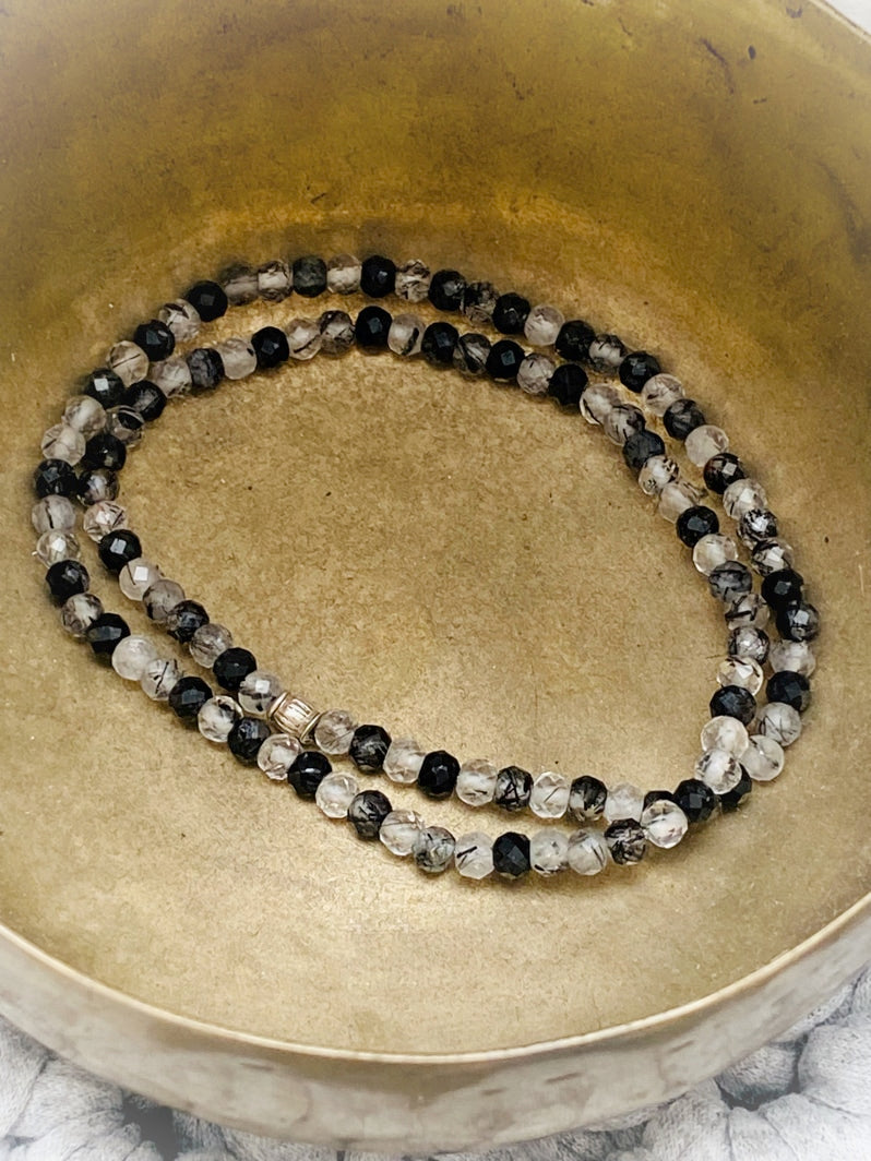 A911 - Wickelarmband mit facettiertem Turmalinquarz
