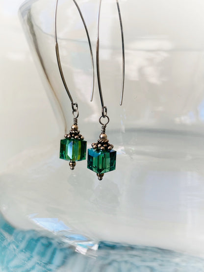 E005 - Silberohrringe mit Swarovski-Perlen