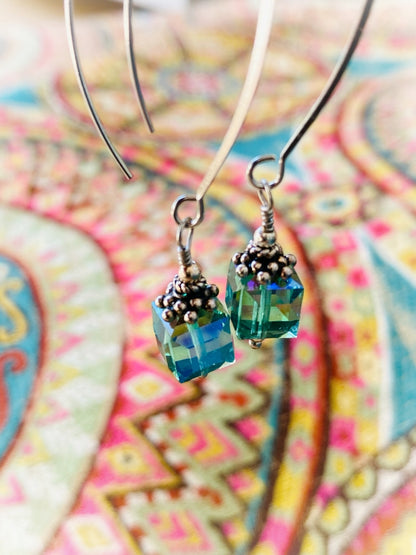 E005 - Silberohrringe mit Swarovski-Perlen