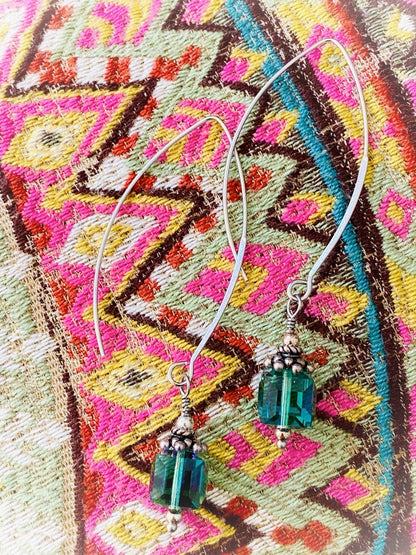 E005 - Silberohrringe mit Swarovski-Perlen