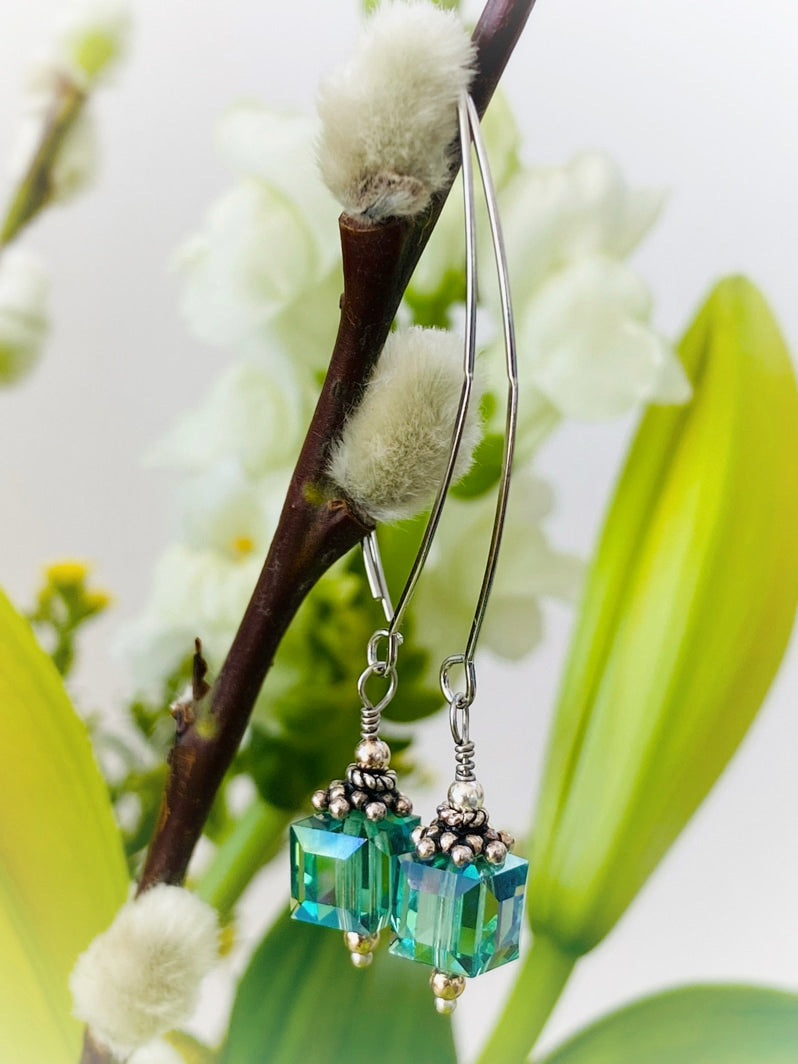 E005 - Silberohrringe mit Swarovski-Perlen