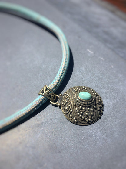 K021 - Silber-Amulett mit Türkis