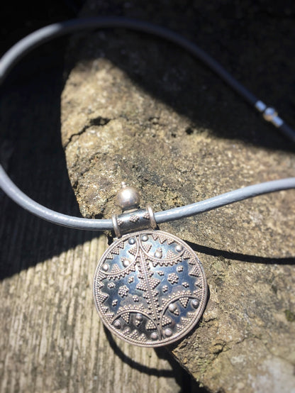 K045 - Silber-Amulett