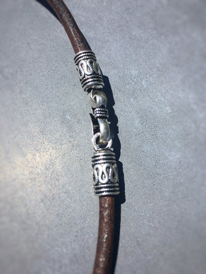 K055 - Labradorit in Wirework