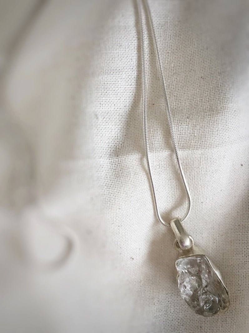 K069 - Quarz in Silber