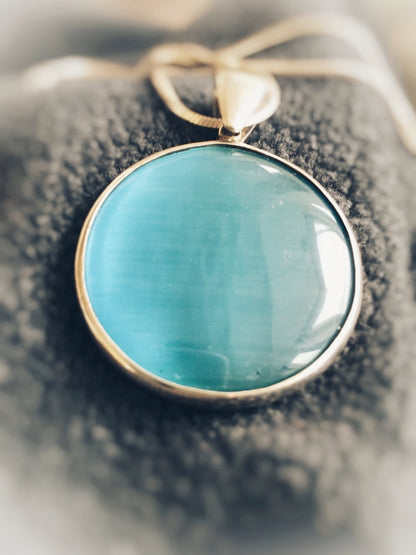 K074 - Blauer Quarz in Silber