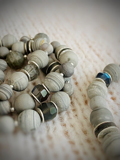 M104 – Shades of Grey