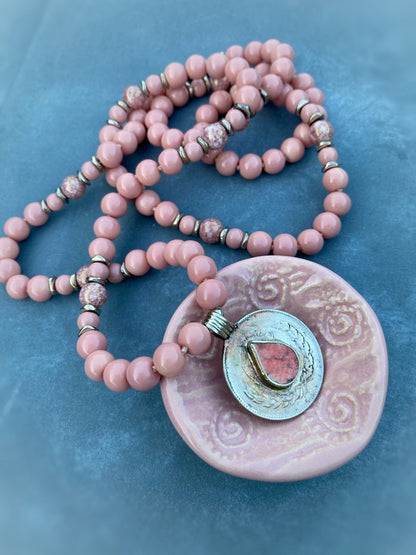 M150 - In Love with Pink