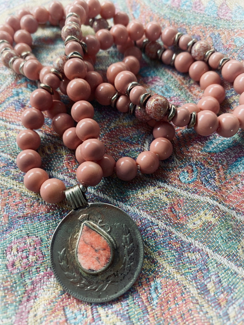 M150 - In Love with Pink