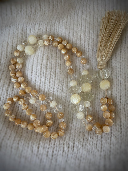 M180 - Abundance of Beauty