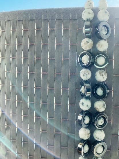 M208 - Solid As A Rock