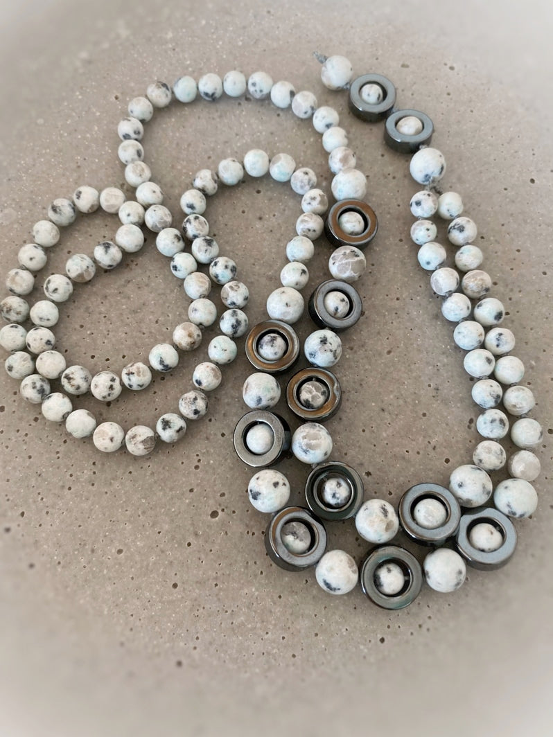 M208 - Solid As A Rock