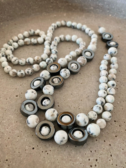 M208 - Solid As A Rock