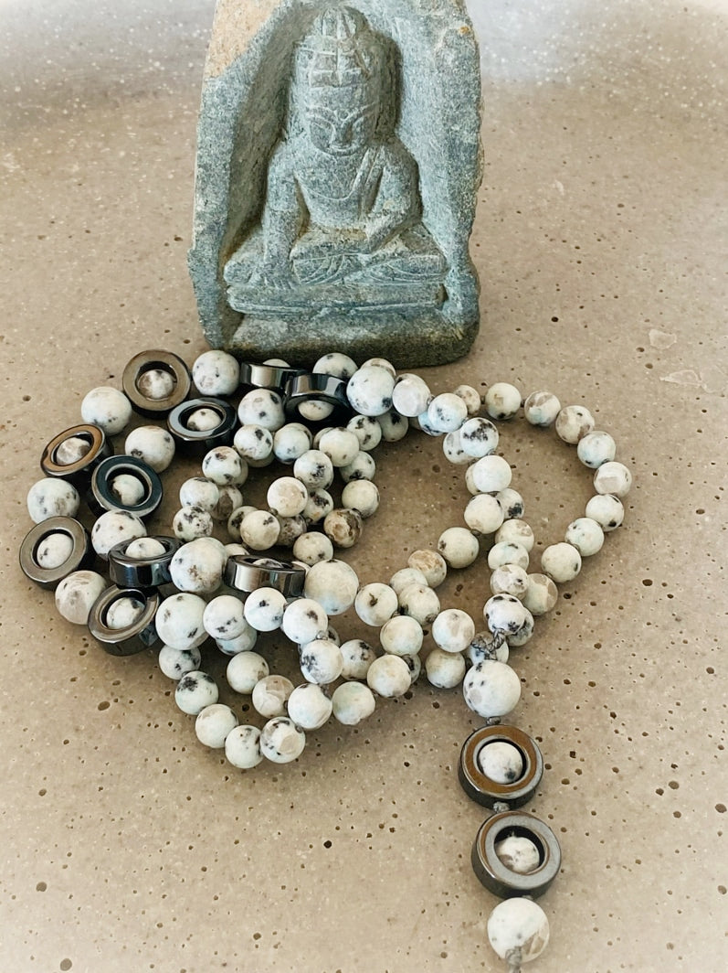 M208 - Solid As A Rock