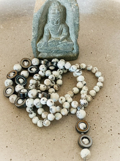 M208 - Solid As A Rock