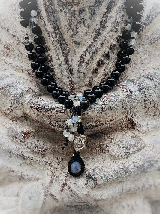 M210 - Moonlight Serenade